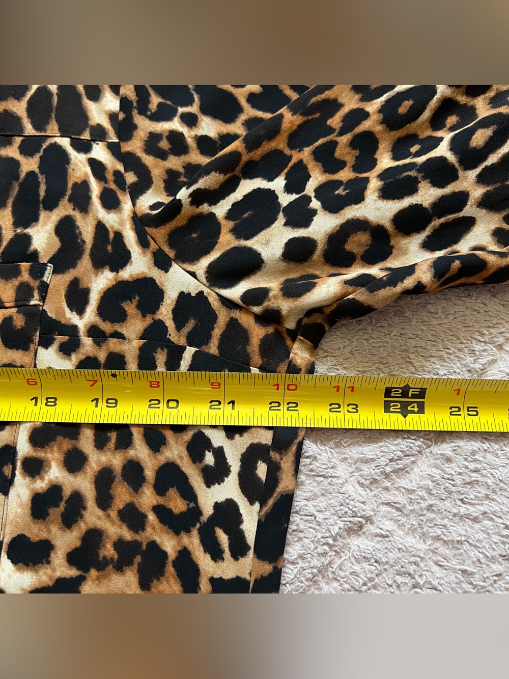 Express Portofino Shirt Leopard Cheetah Animal Print Old Money Safari Chic Sz L - Picture 3 of 8